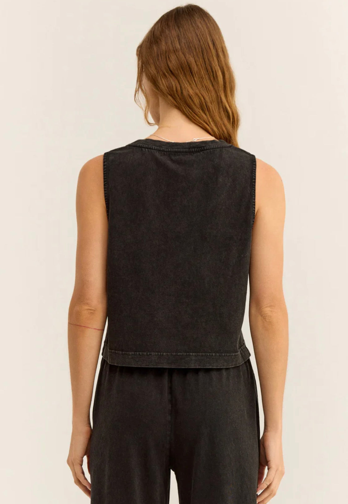 SLOANE V-NECK TOP- BLACK - ZT242656