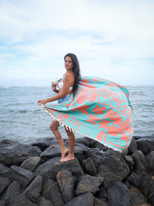 PUA KAHAKAI in Makai- BLANKET FOR 2 - MAI HUA LEI + EHA COLLAB