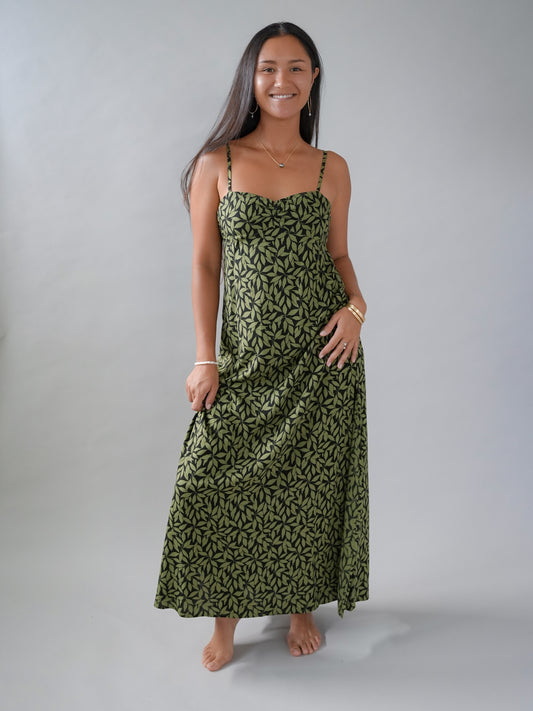 Oliva Dress - Petaline Black