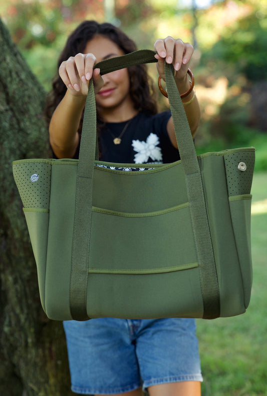 HIGH SOCIETY TOTE IN OLIVE - EHA