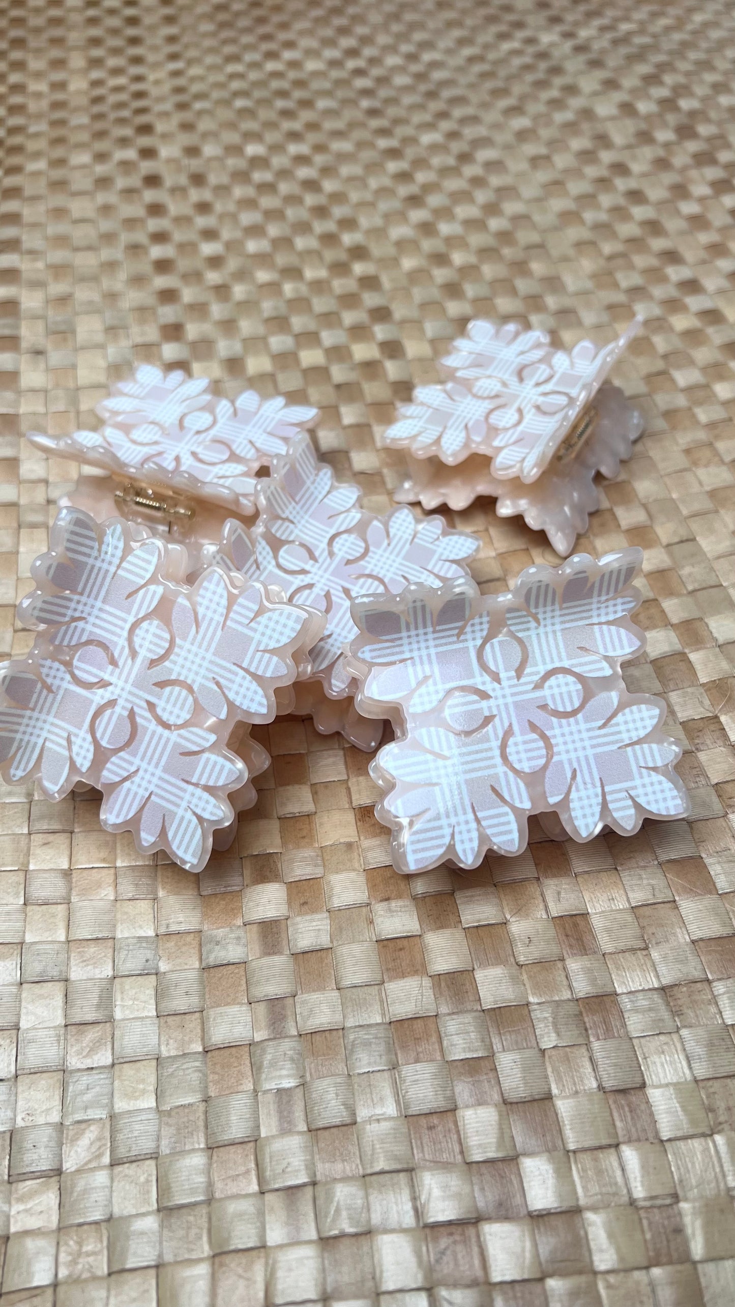 Kuiki Palaka  Hair Claw- tan