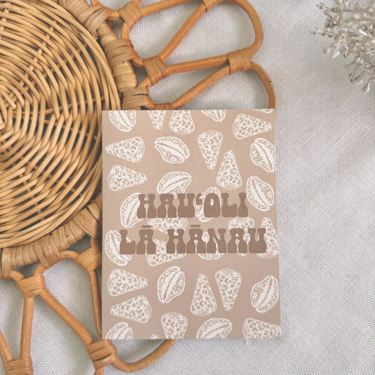 Hau'oli Lā Hānau X Naupaka Pūpū in Sand | Hbd Card