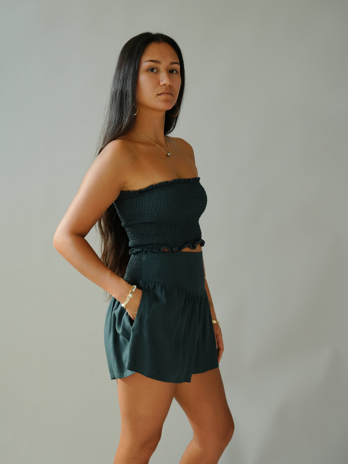 Yara Bandeau Top - Solid Carbon