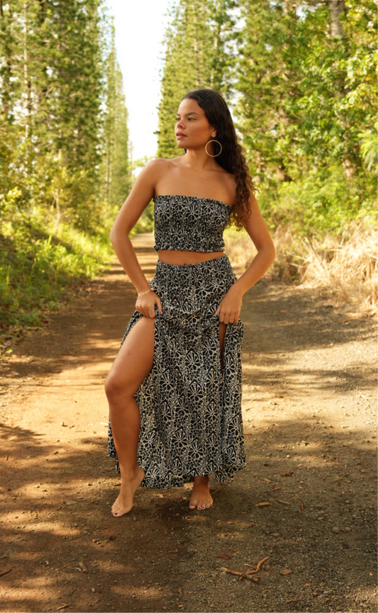 Alaia Skirt - Magnolia Black - KHUSH 53
