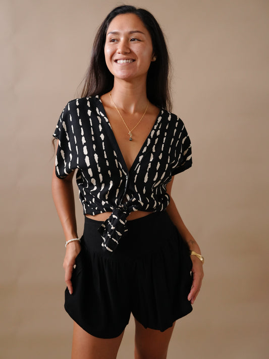 Elya Shorts - Solid Black