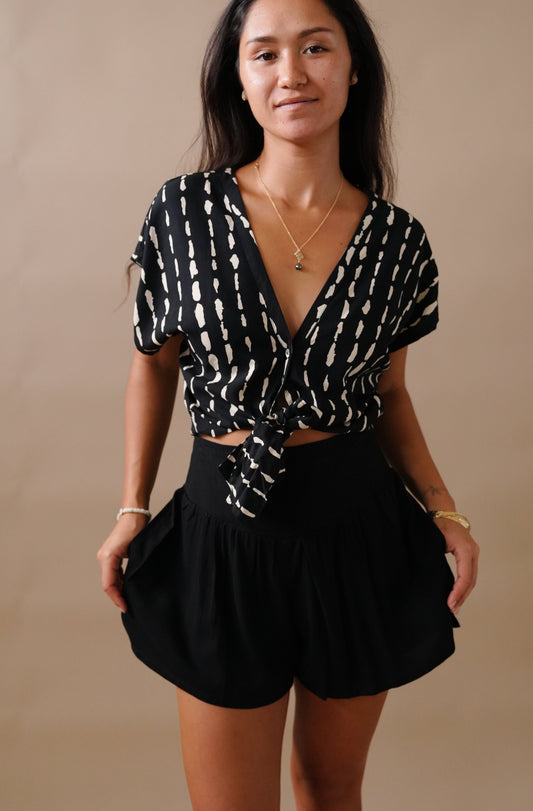 Elya Shorts - Solid Black