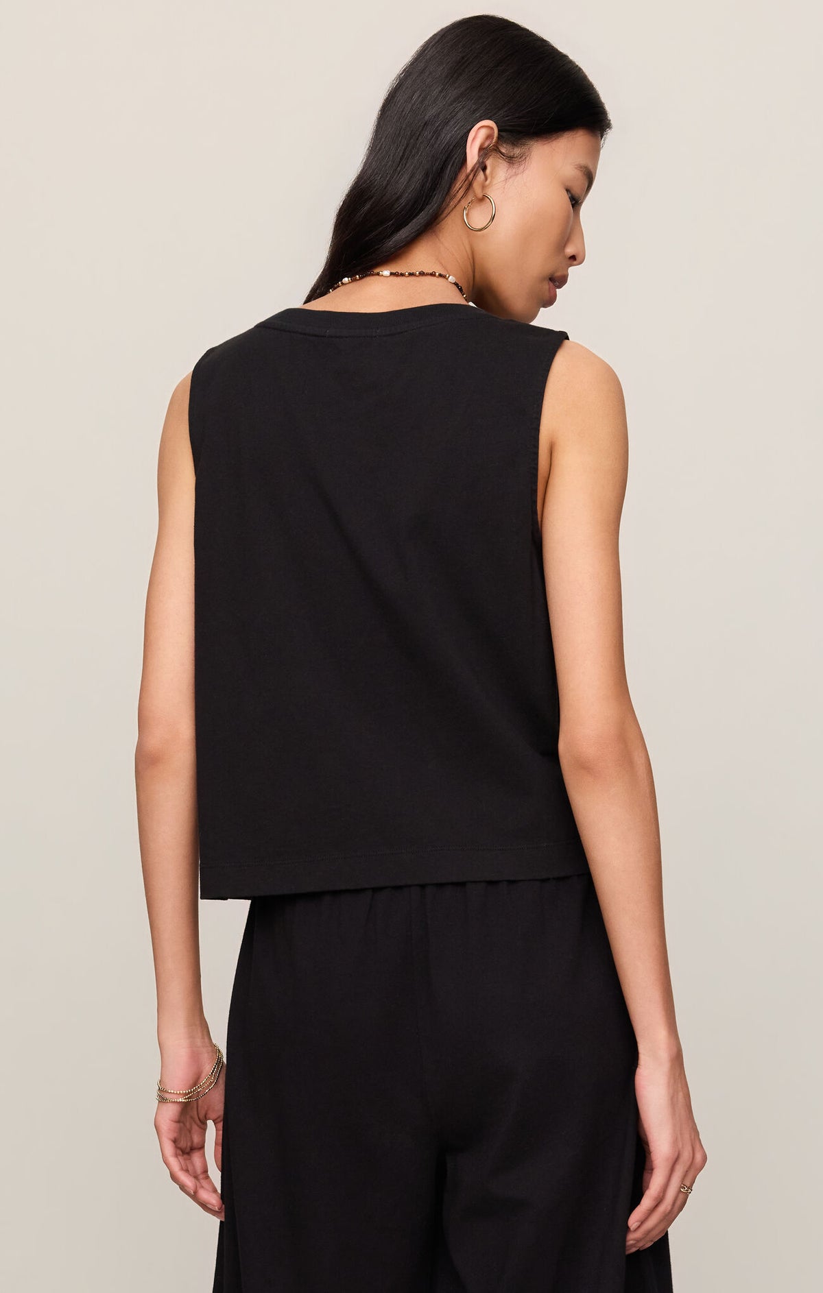 Sloane V-Neck Top - True Black - ZT253828