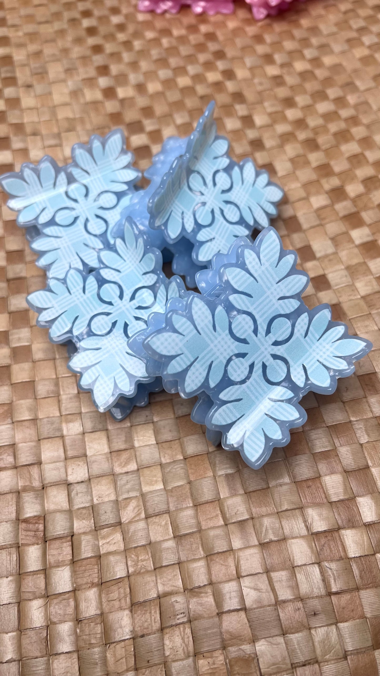 Kuiki Palaka  Hair Claw- light blue