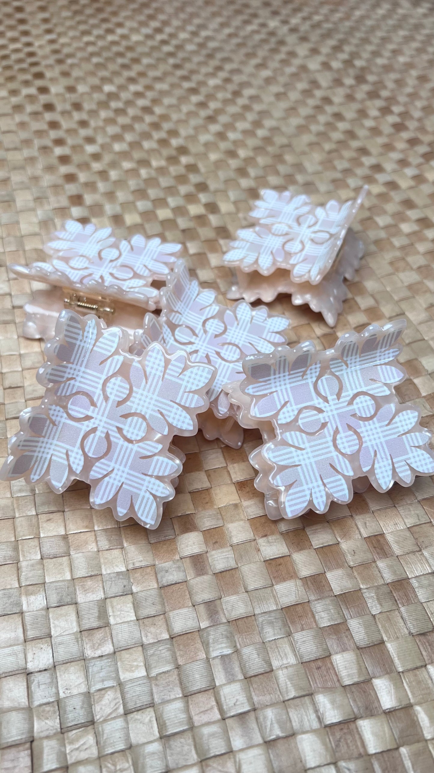 Kuiki Palaka  Hair Claw- tan