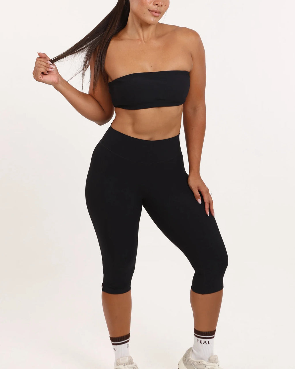 Mid Rise Capri Leggings - Ribbed Black