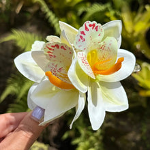 Load image into Gallery viewer, Cattleya Orchid Hair Claw IVORY - Phases Hawaii