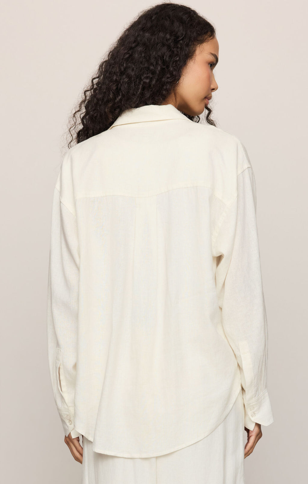 The Perfect Button Up - White