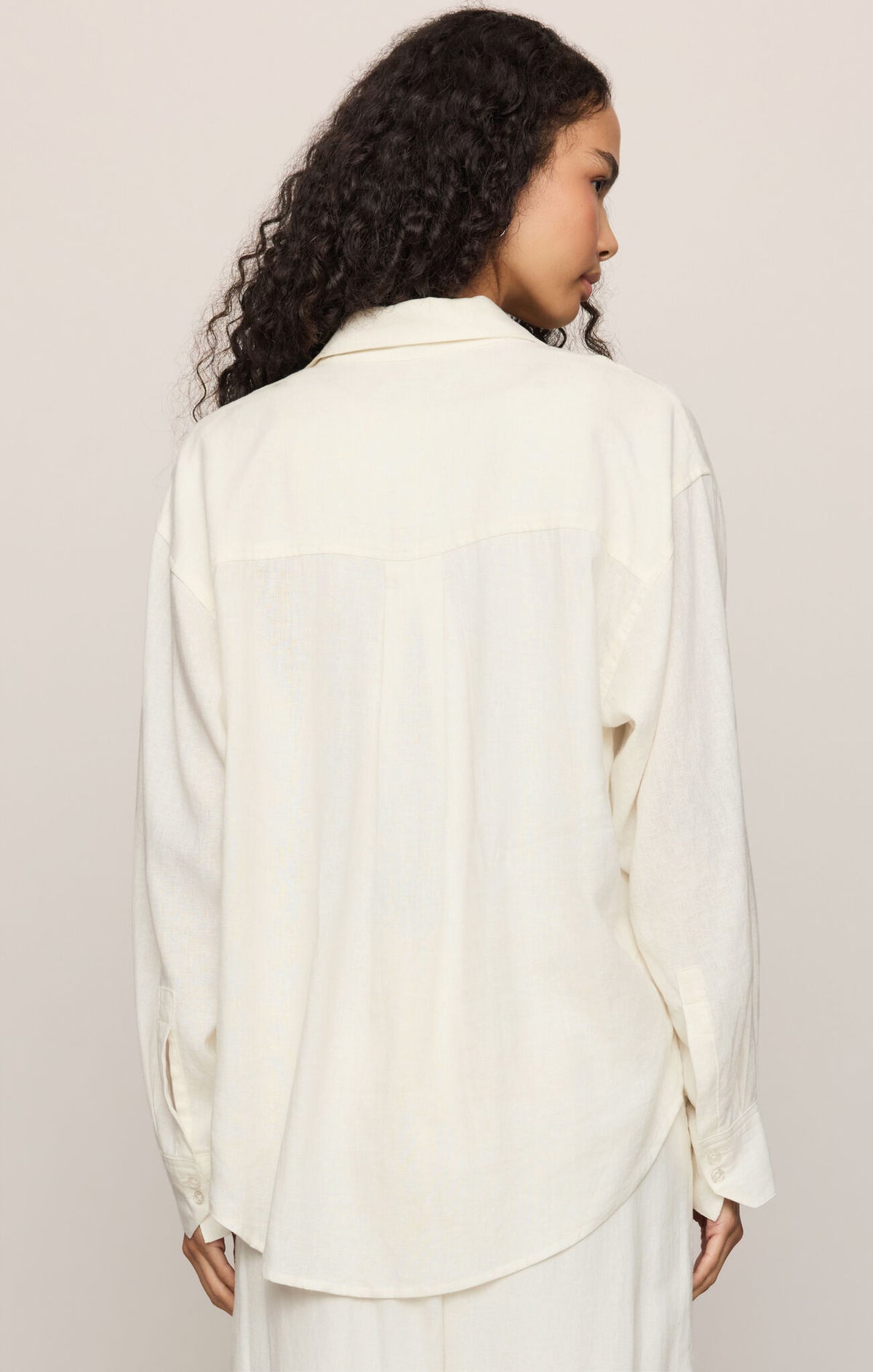 The Perfect Button Up - White