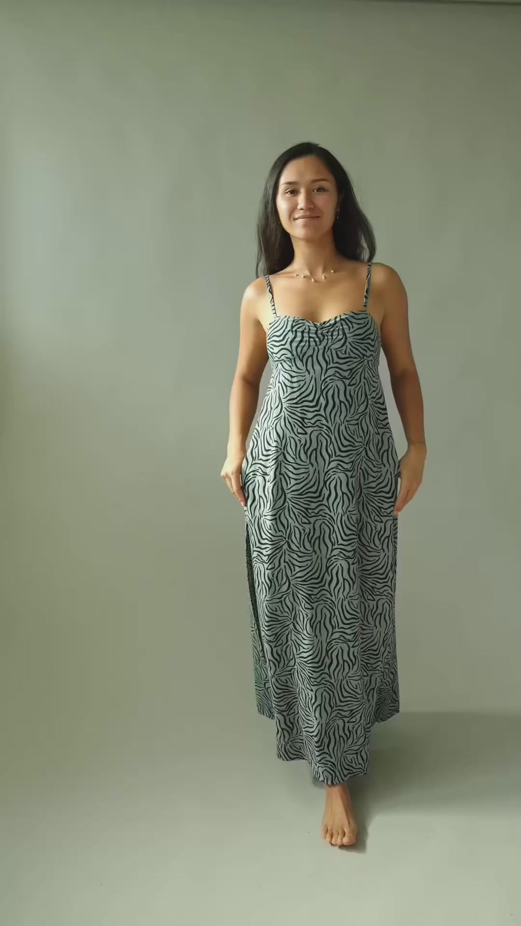 Oliva Dress - Raye Grey